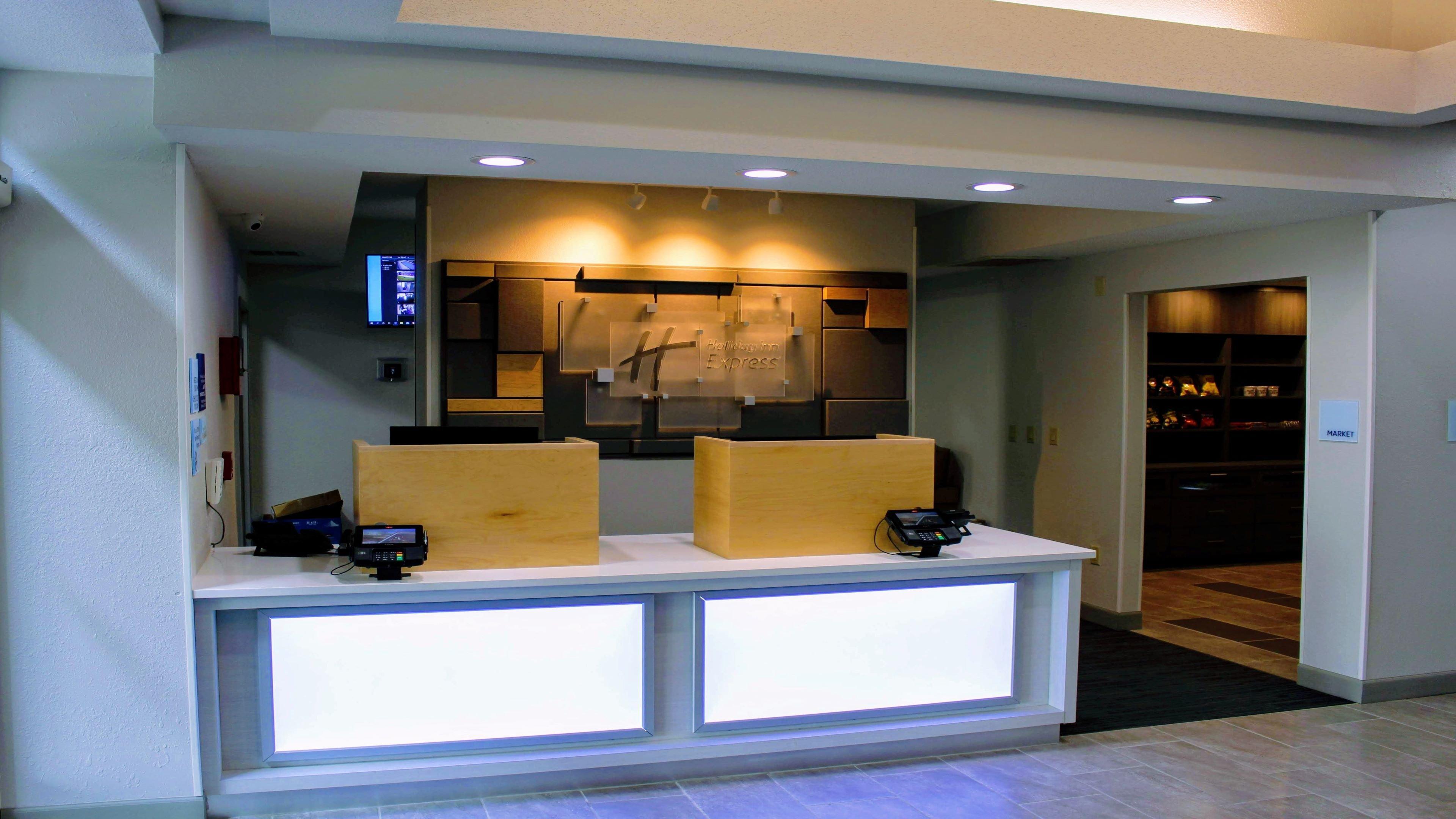 Holiday Inn Express & Suites - Enterprise By Ihg Exterior foto